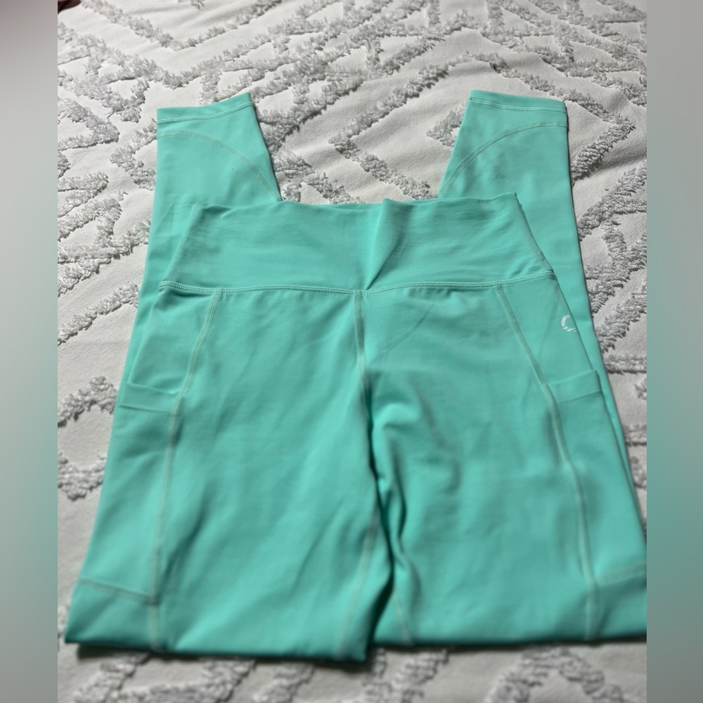 Cyan curves n combat leggings New